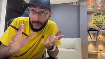 My friend is very slutty she seduces me to penetrate her and then she asks me to fuck her tight ass