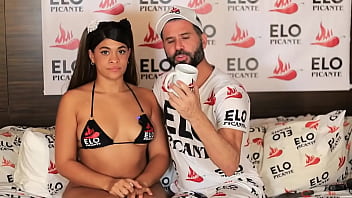 Simone ryder acepta los desafios del cuarto picante