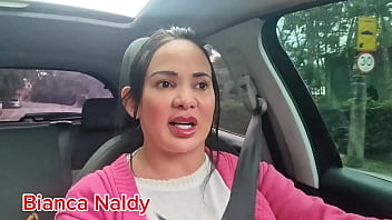 Curtindo a estrada aparece um macho na praia para uma carona ate o anoitecer