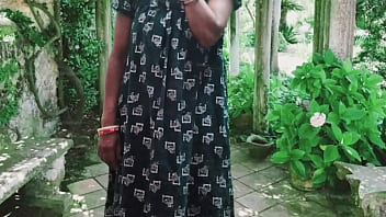 Girlfriend having fuck outdoor