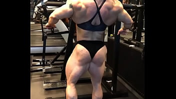 Huge female muscles