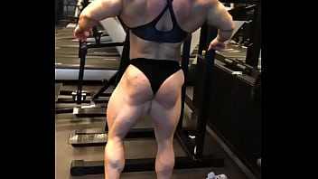 Huge female muscles