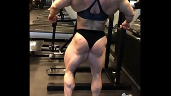 Huge female muscles