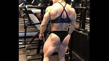 Huge Female Muscles thumbnail