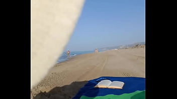 Vamos a tomar el sol ¿me aplicas bloqueador ️ #playa #verano #miercoles #toples #bikini #