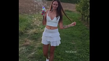 Like und retweet wenn ich hier öfter clips posten soll ️