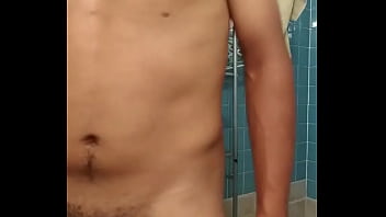 Mi Amigo Hetero Me Envía Video Mientras Se Masturba thumbnail