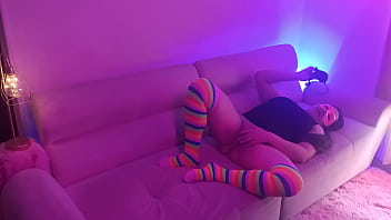 La camarera del bar te hace show y se deja follar sin condon por algo de dinero le encanta sentirse puta 1