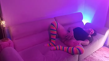 La camarera del bar te hace show y se deja follar sin condon por algo de dinero le encanta sentirse puta 1