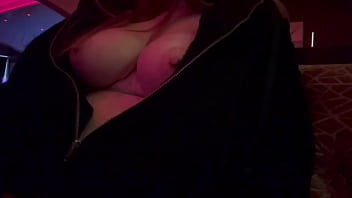 Artemisia love stepmom flash outside in the club