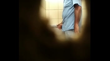 Sacanagem No Banheiro Da Rodoviaria De Sao Leopoldo thumbnail