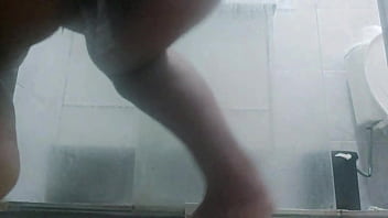Cu cheio de leite do sogro lavei escondido no banheiro antes do marido chegar