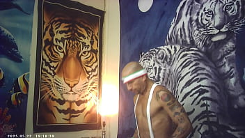 Maxxx loadz fucking big breast babe