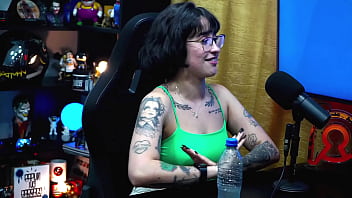 Martina oliveira fala como o homem pode conquistar ela você tentaria a sorte podcast pápum no barraco