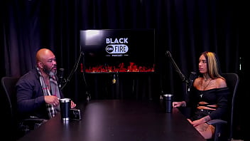 Fez seu primeiro filme como atriz sua primeira experiência de sexo anal foi horrível e quando fez o hard nick niquita watch sheer red