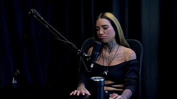 Fez seu primeiro filme como atriz sua primeira experiência de sexo anal foi horrível e quando fez o hard nick niquita watch sheer red