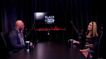 Fez seu primeiro filme como atriz sua primeira experiência de sexo anal foi horrível e quando fez o hard nick niquita watch sheer red