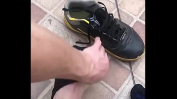 Quem Curte Pés Aí #malefeet #feetboy #masterfeet #boy #cashslave #masterslave #master #gayhot #findom #rtalphas #humana thumbnail