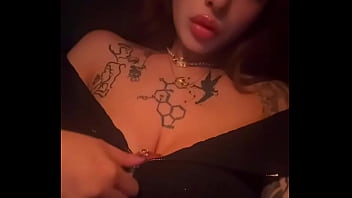 Please enjoy my cleavage