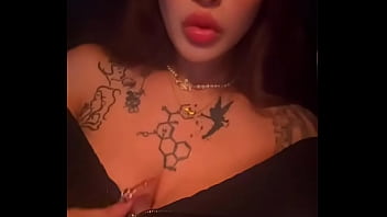 Please enjoy my cleavage