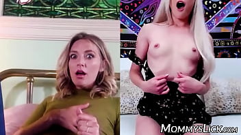 Stunning milf plays with her juicy pussy