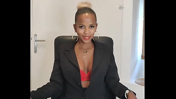 Story public joi en mode directrice sextape à retrouver ce soir en libre accès