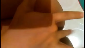 Mostrandome un poco de ella