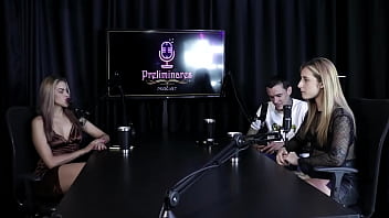 Ela não conseguiu chupar o pau dele falou sobre seu começo e o cliente enrolou no sexo oral em lugar errado yasmin pariz & ktal vagabundo do bom sheer red