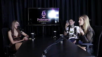 Ela não conseguiu chupar o pau dele falou sobre seu começo e o cliente enrolou no sexo oral em lugar errado yasmin pariz & ktal vagabundo do bom sheer red