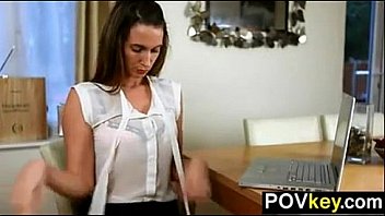 Distractedbythetutor