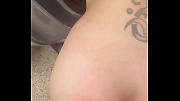 Streetwalker shows off her tight booty before taking a cock in public