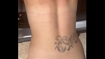 Streetwalker shows off her tight booty before taking a cock in public