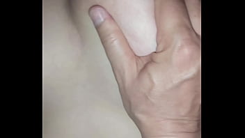 Castigandola por portarse mal