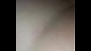 Castigandola por portarse mal