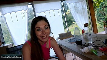 Boy fucks with cumshot inside the pussy a slutty milf