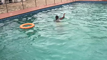 After having a good time at the pool i fucked a fat bitch to cumshot