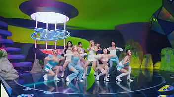 Chikaz ermosas kantando