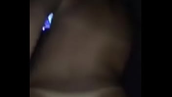 Me la comi de espalda