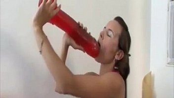 This slut is real cute