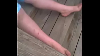 Abcdefghijklmnopqrstuvwxyz very close friend of the familes a woman's feet toes