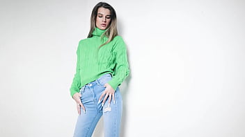 Hardcore shooting dina cat 18