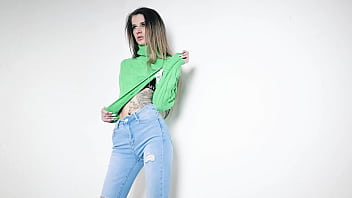 Hardcore shooting dina cat 18