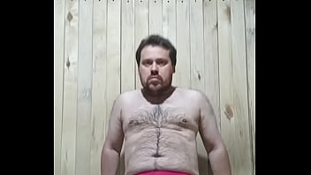 Гей хвастается своей огромной жопой и растянутым аналом Гей хвастается своей огромной жопой и растянутым аналом