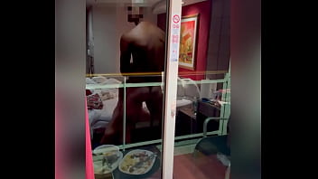 Na viagem de cruzeiro em alto mar belinha deu muito pra três comedores