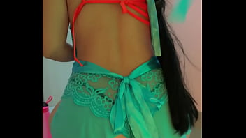 Temptation in perfect pose