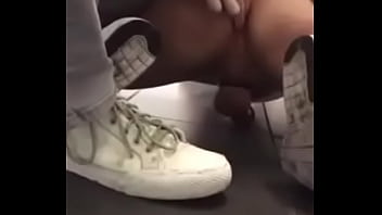 Flagra Banheiro Público 4 thumbnail