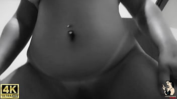 Trailer fitness model alone after the gym suellen santos