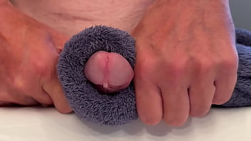 Me masturbating to orgasm 28