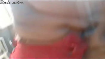 Peitos cheios de leite e uma buceta enorme com o meu punho dentro em uma sessão de fist sexo 100% amador