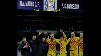 Prostituta zorra hambrienta se come 4 goles